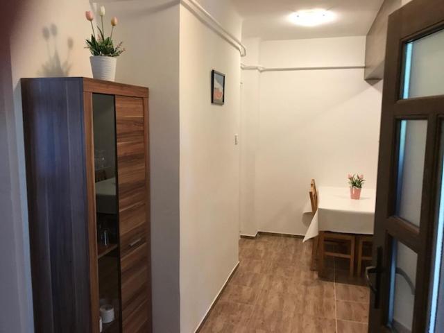 Xenia Apartmanok Хайдусобосло Экстерьер фото